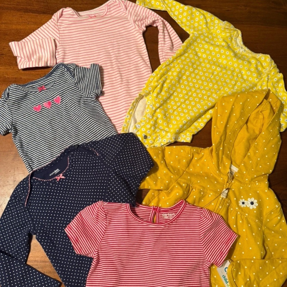 Carter's 18 month girl  Long and Short sleeve onesies, hoodie 6 piece Lot